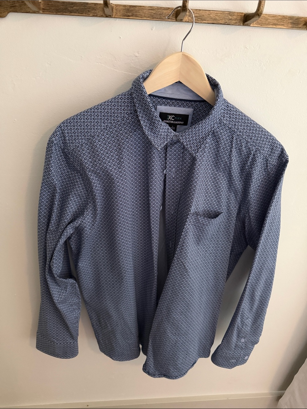 Johnston & Murphy Blue Geometric Print Men's Button-Up Shirt